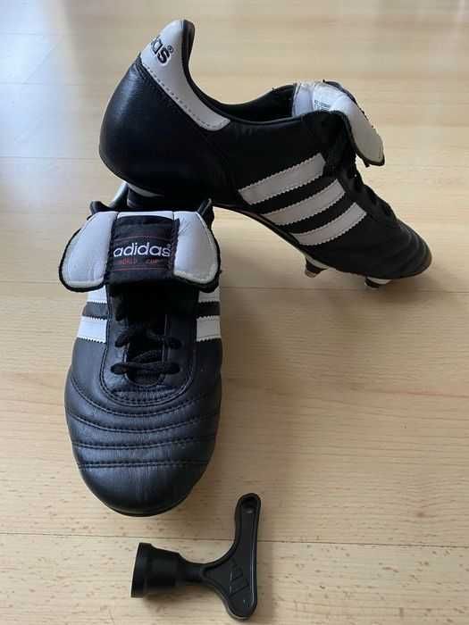 Adidas стоножки и бутонки