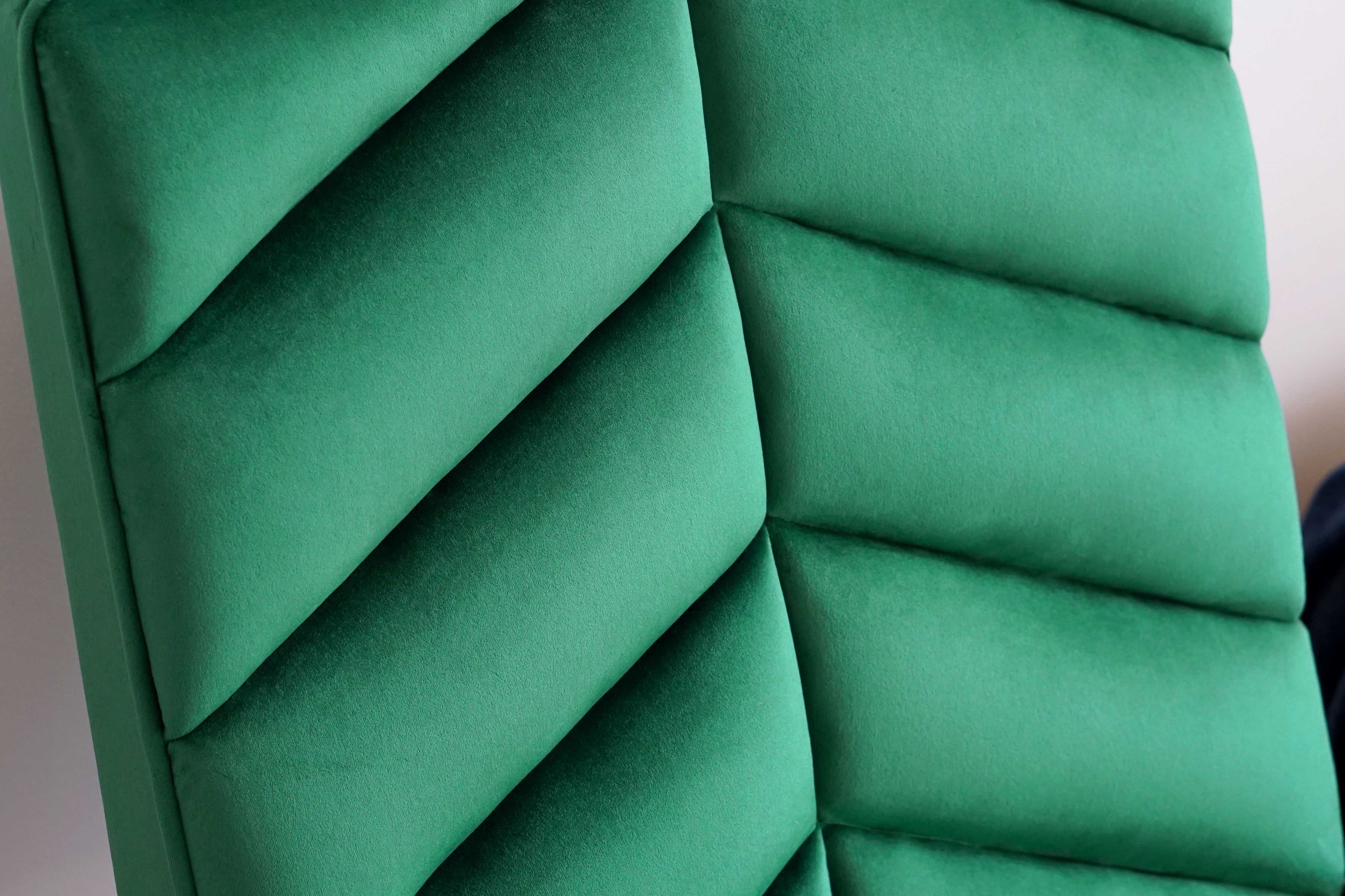 Fotoliu din catifea verde cu picioare metalice negre