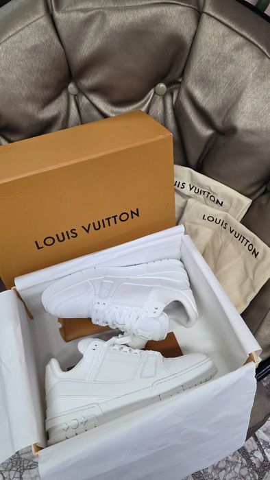 Кецове Louis Vuitton налични