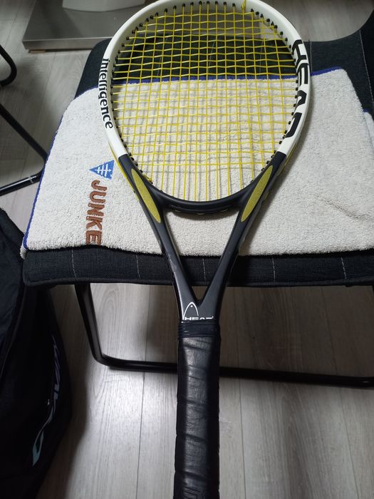 Rachete tenis Wilson, Head