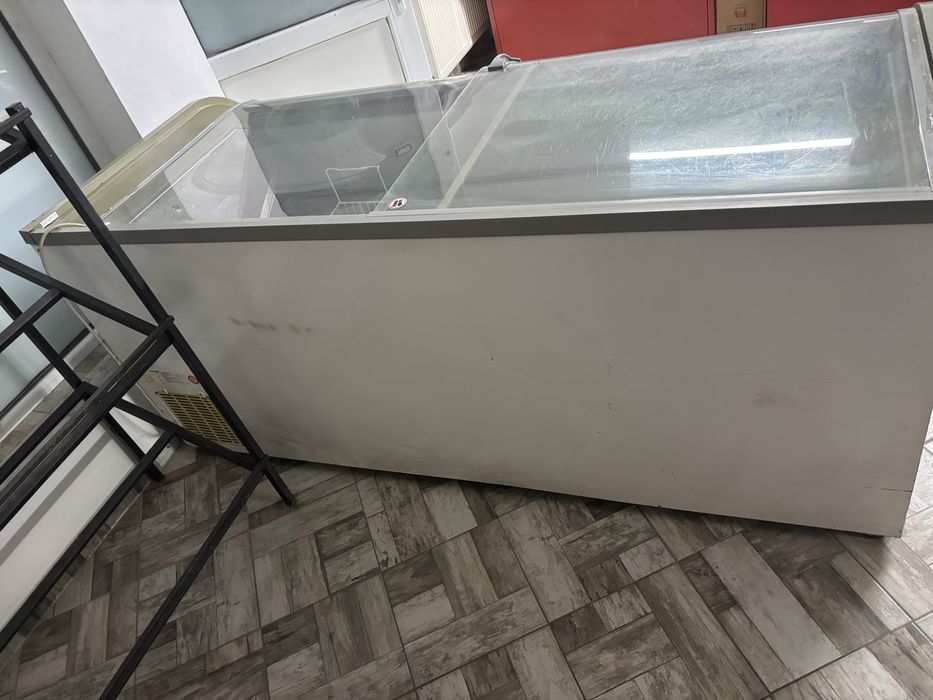 Vand lada frigorifica congelator