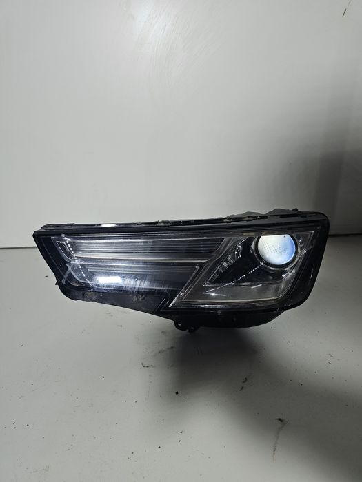 Ляв фар ауди А4 б9  lqv far Audi A4 B9 за части led ksenon