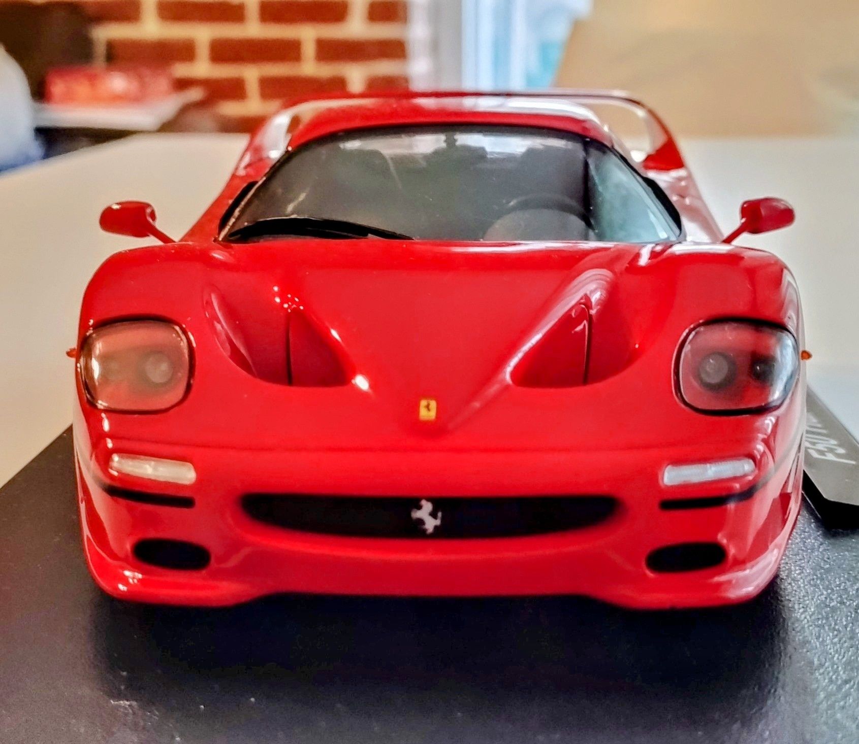 Macheta Ferrari F50 Hardtop 1995 rosie KK Scale 1/18