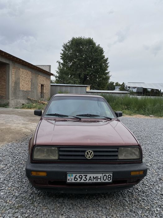 Продажа Volkswagen Jetta, на ходу, все работает отличном состоянии