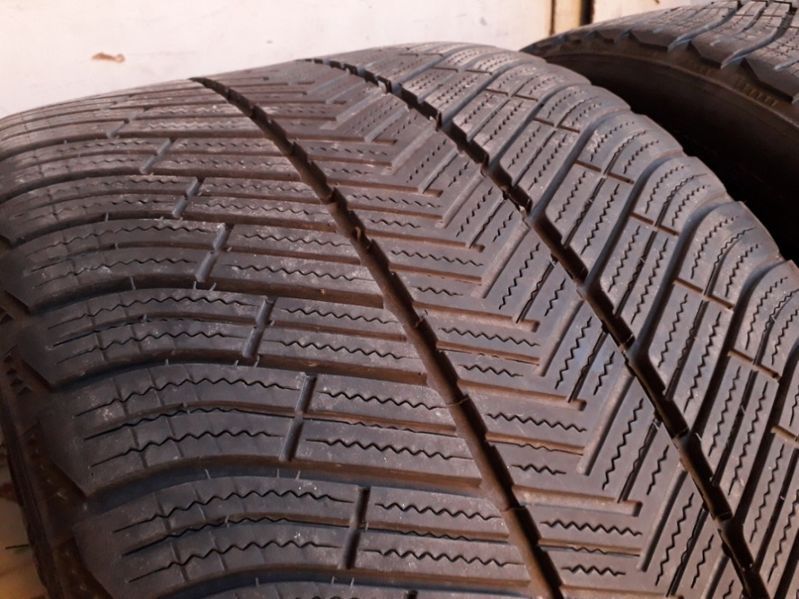 Anvelope Second iarna 295-30-R20