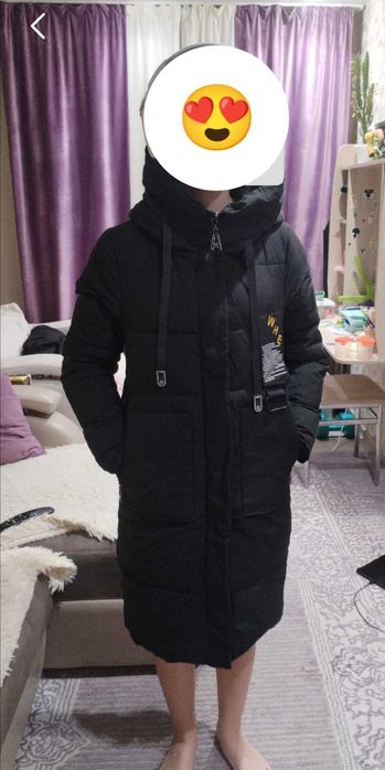 Продам черную зимнюю куртку на 10-12 лет