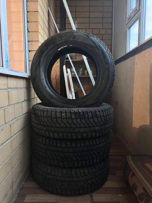 Шипи почти новый