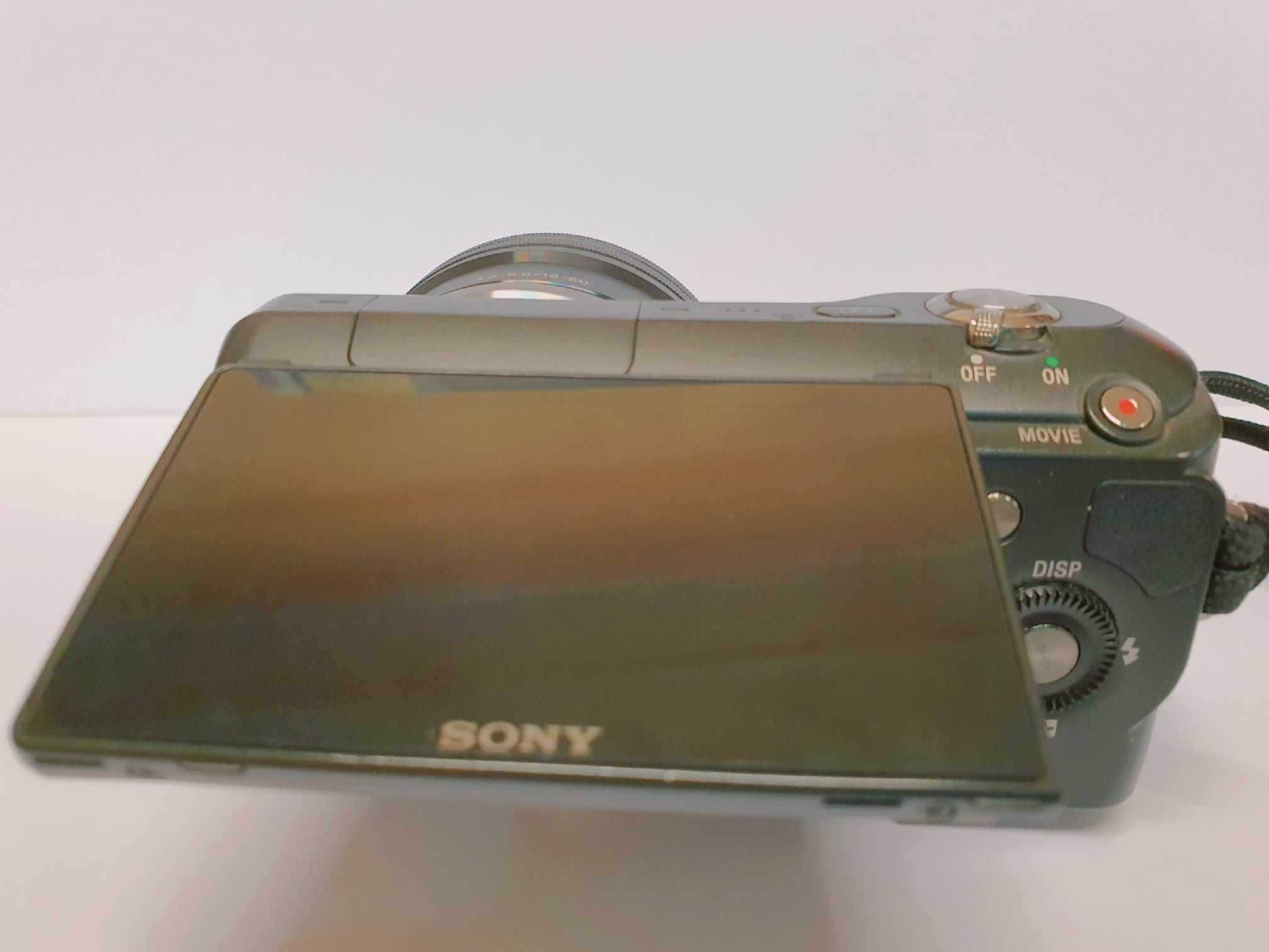 Sony NEX-3 + Sony E PZ 16-50mm - ЛОТ - КОМПЛЕКТ