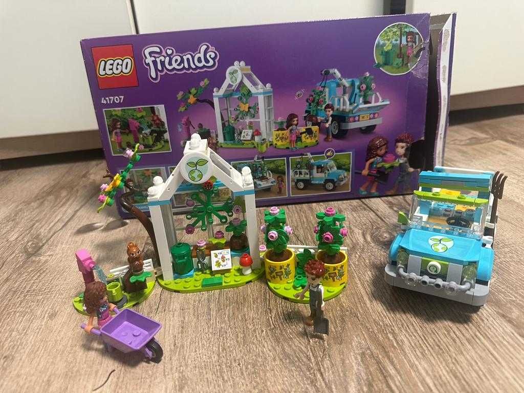 Lego Friends Vehiculul de plantat copaci