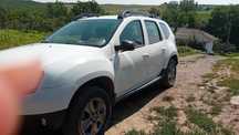 Vând Dacia Duster