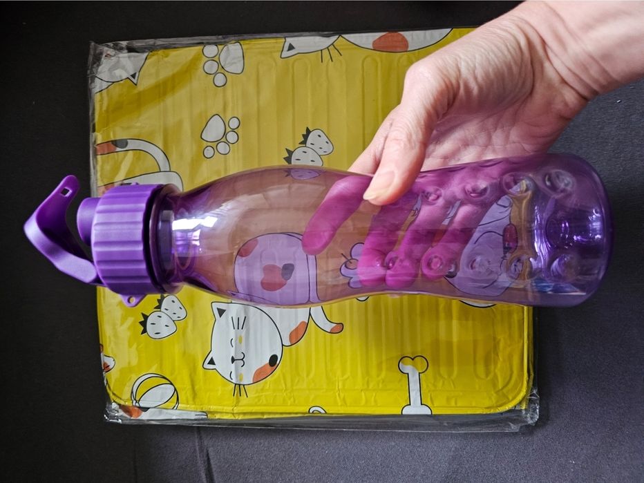 Нови шишета (бутилки) за вода, термочаша и четка за шишета, от 2.50 лв