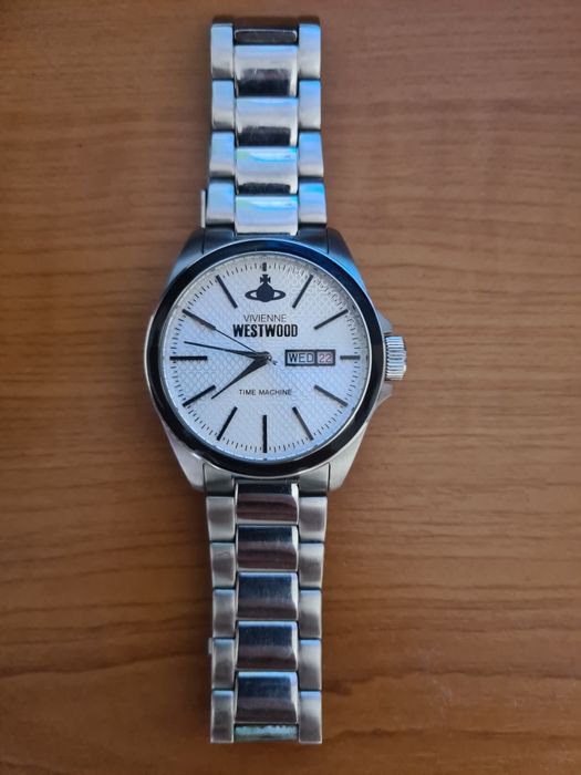 Vând ceas Vivienne  WESTWOOD