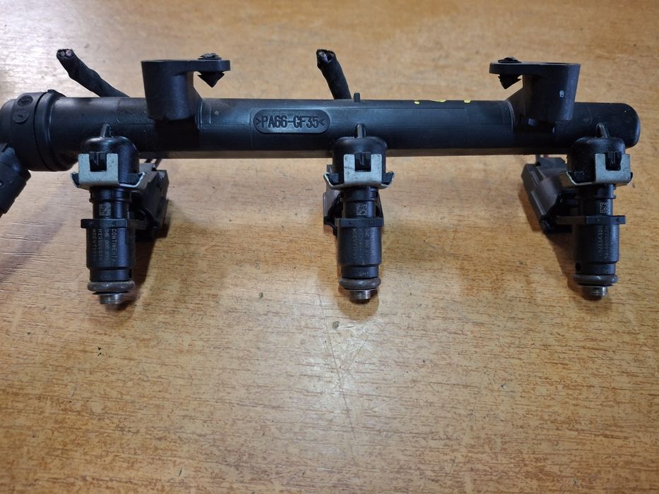 Injectoare rampă Vw Polo 6R Fabia3 Ibiza 1.0i 12V