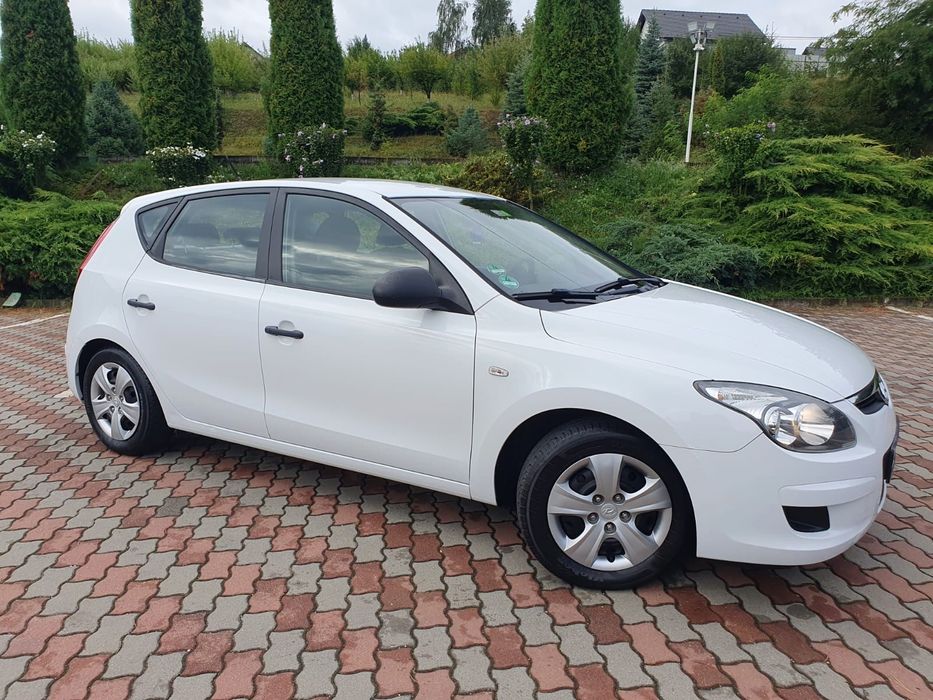 *Hyundai i30 facelift*2010*1.4benzina*109cai*euro4*germania adusa*