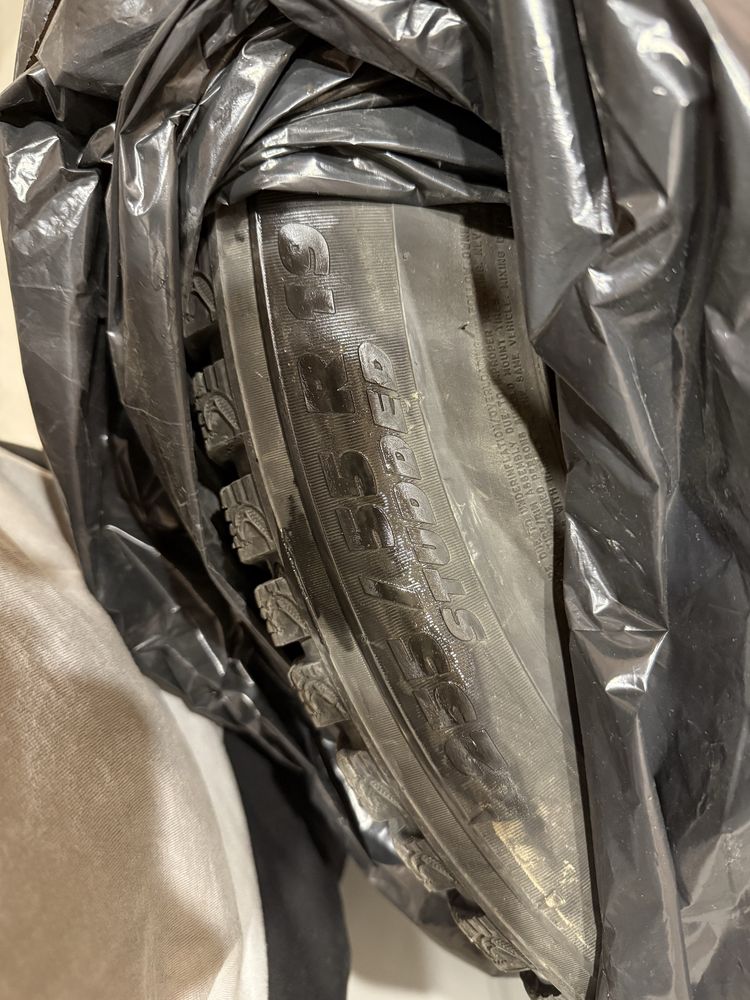 Зимние шины Michelin 255/55 R19