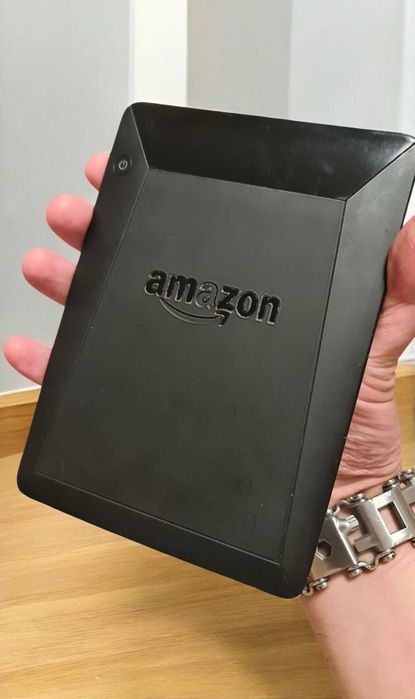 Kindle voyage 6" 300ppi с подсветка и калъф
