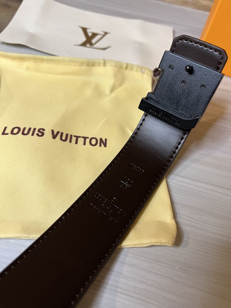 Curea Louis Vuitton Maro/Black Piele 120cm
