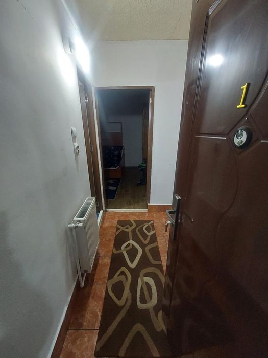 Garsoniera de inchiriat in zona HCC, vizavi de Scoala 7, Caracal