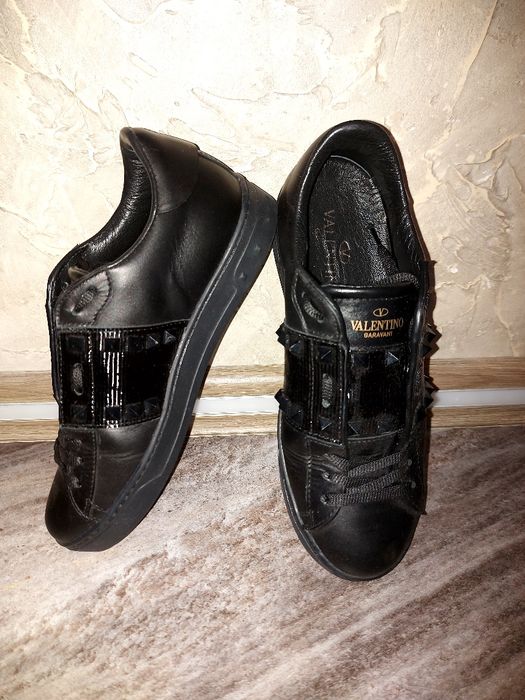 Обувки VALENTINO Оригинални
