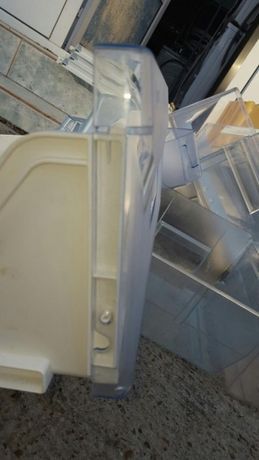 Fata Sertar congelator combina frigorifica indesit 44 x 19.5 fata raft