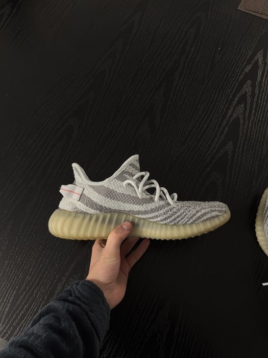 Vand Yeezy Blue Tint