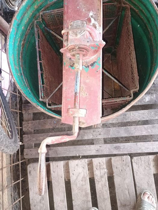 Centrifuga apicola 4 rame