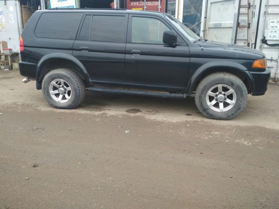 Автозапчасти на монтеро спорт