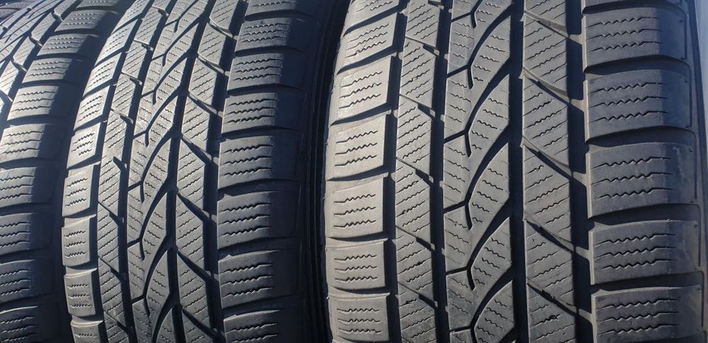 285 40 19, 255 45 19, 275 35 19, 245 40 19, 255 55 19, 255 50 19