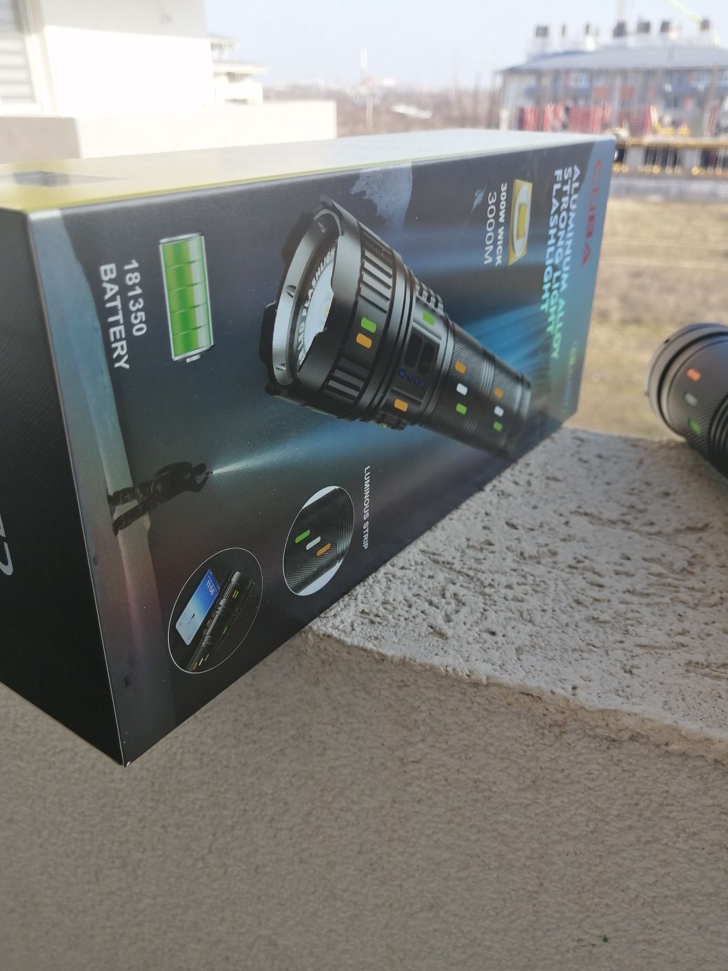 Lanterna led laser 8 acumulatori