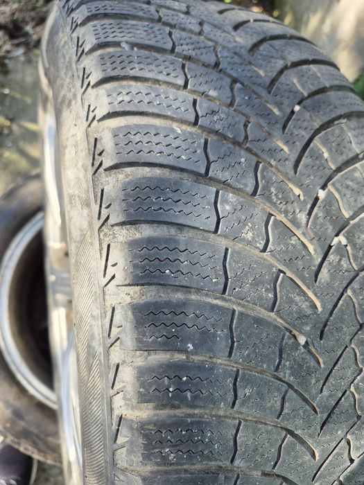 Vând jante aluminiu