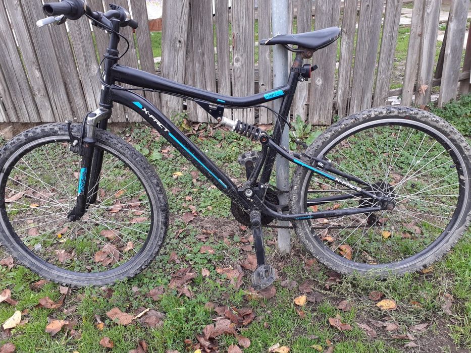 Vand sau schimb bicicleta roti 26