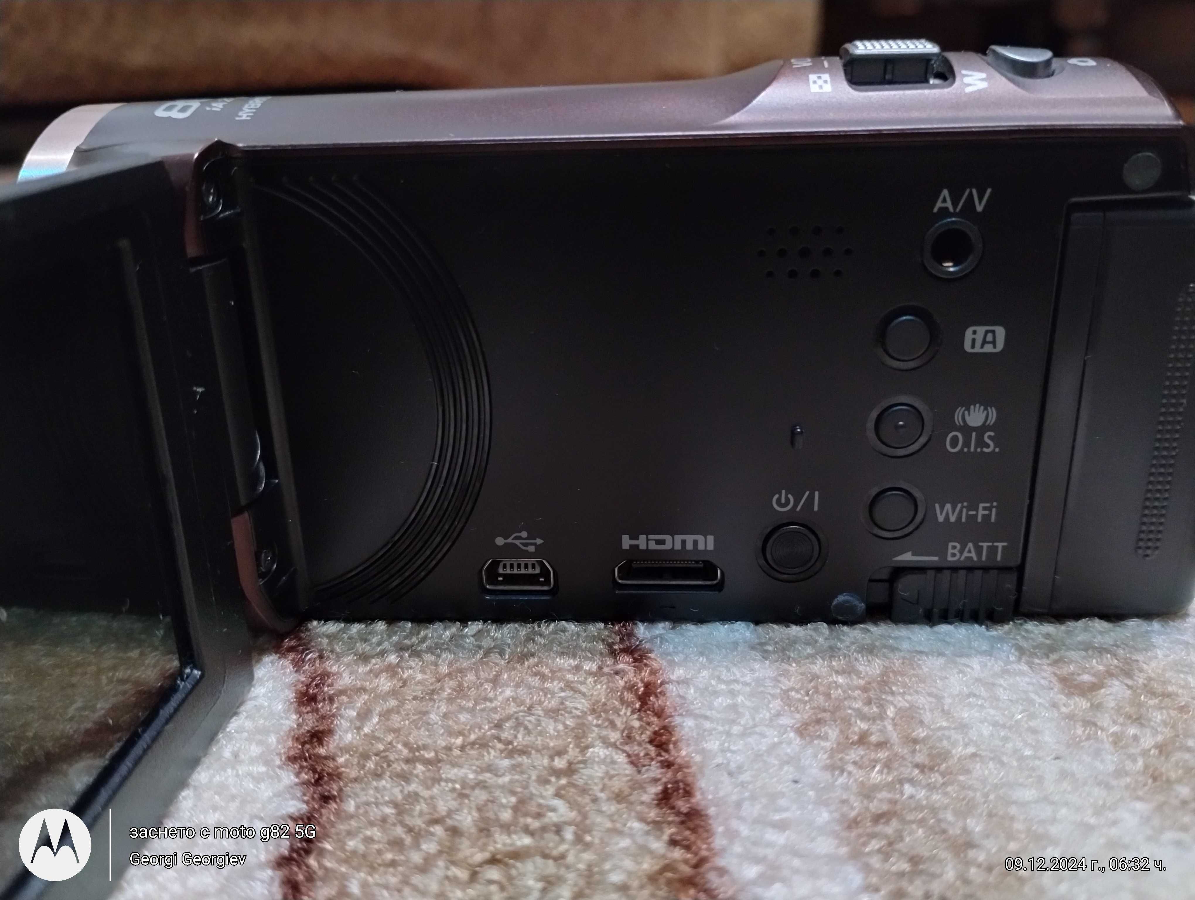 Спешно Panasonic HC-V520M Digital Video Camera