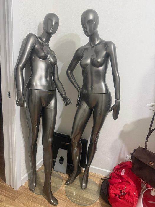 Маникен в отличном состоянии