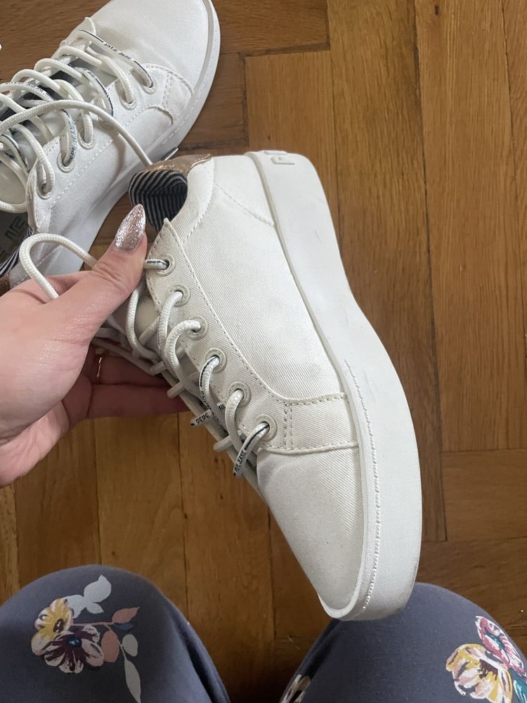 Бели обувки Pepe Jeans размер 38/38,5
