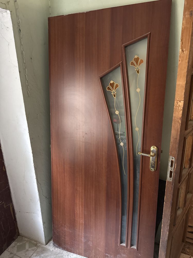 Продаются двери разных размеров