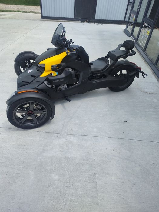 Cam am Ryker 900 cm.  6500 km