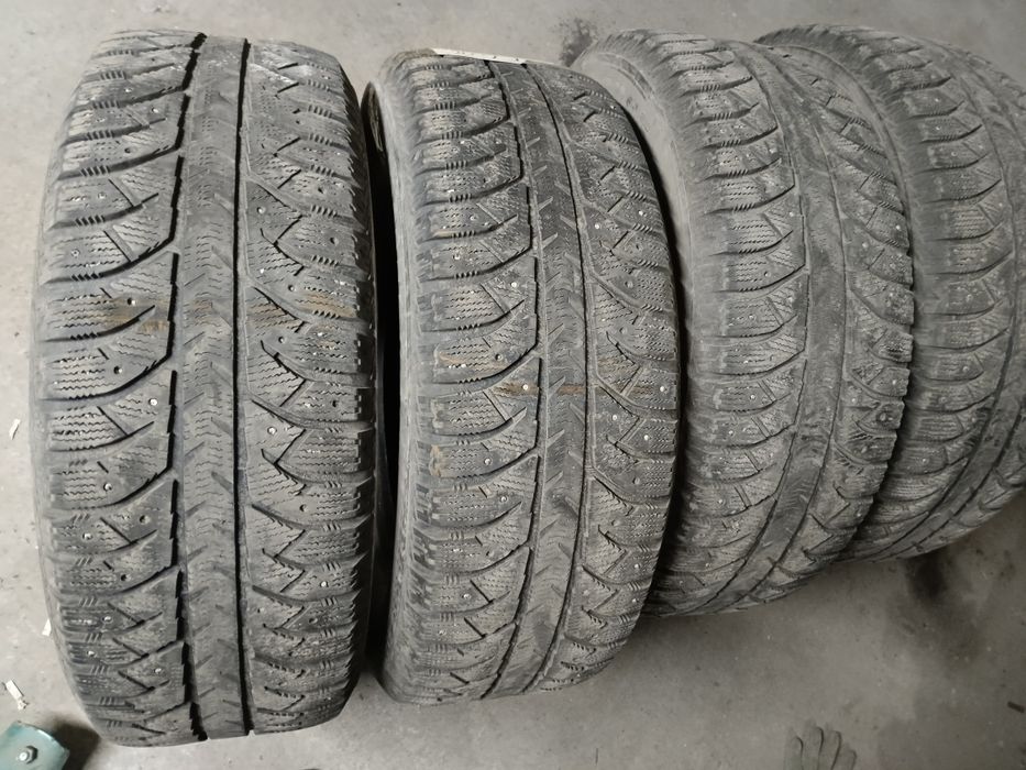 Шины зимние 265/65R17
