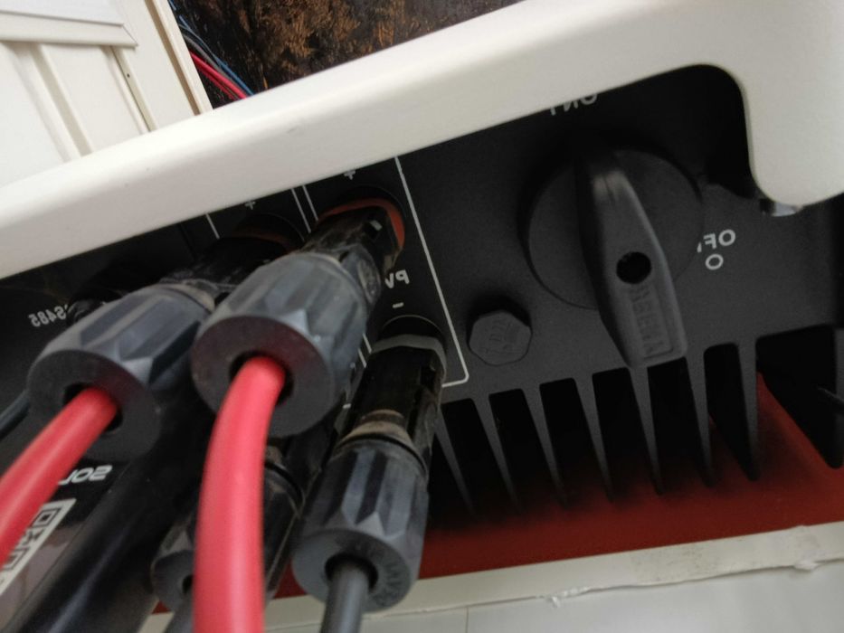 Инвертор Solax power