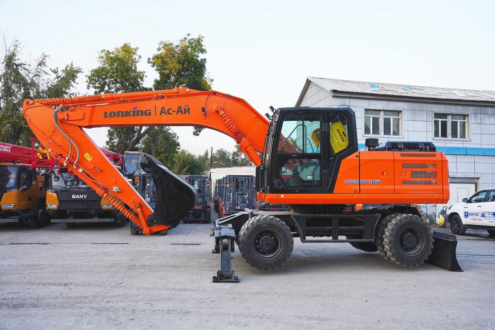 Продажа новых Колесный экскаватор Lonking CDM6210W 2025 г.
