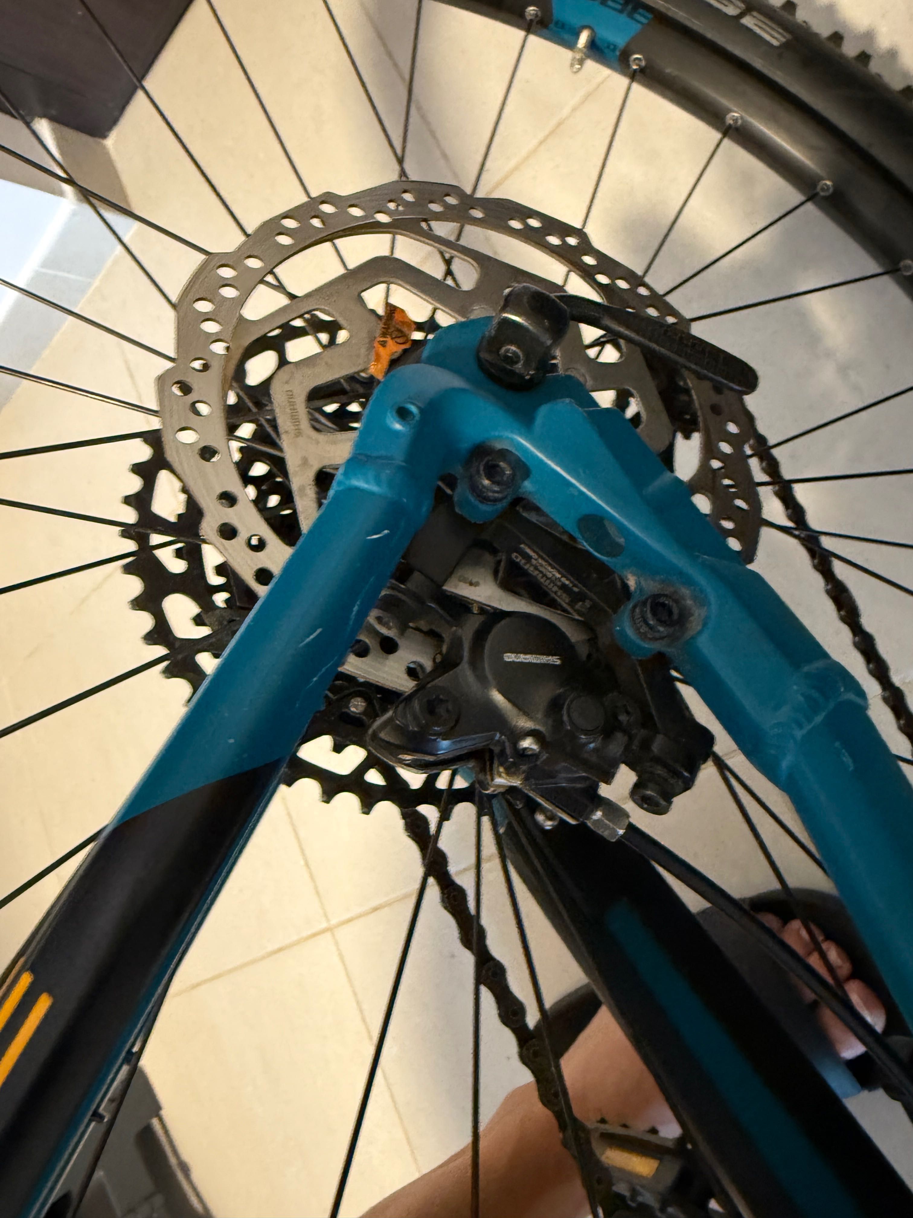 Bicicleta electrică Cube
