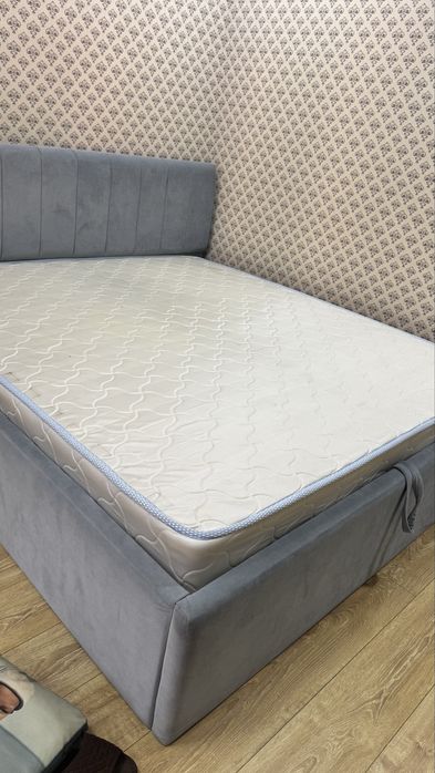 Продам кровать срочно двухспалка