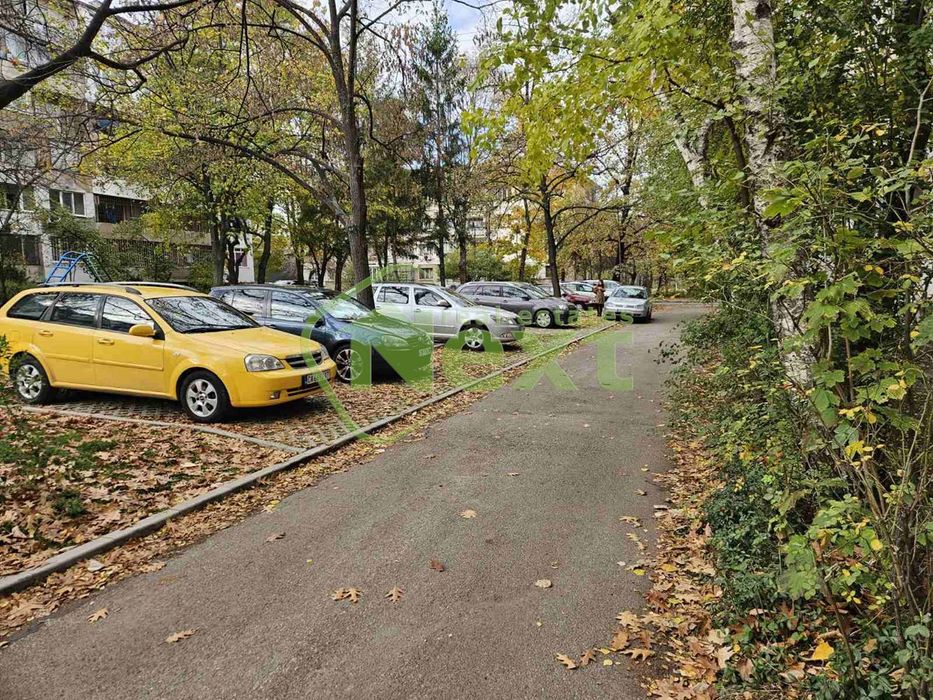 Продава се Двустаен апартамент в София, Западен парк - 65 кв.м за 2000 €/кв.м - Снимка #1