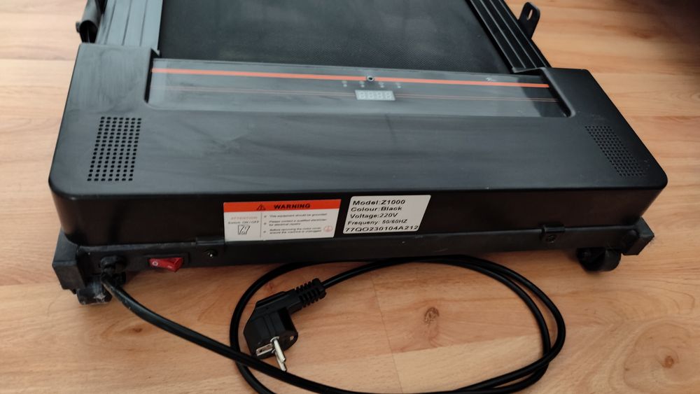 Banda de alergat electrica BodyFit Z1000, 2.0 CP, 1-10 km/h, 100 kg