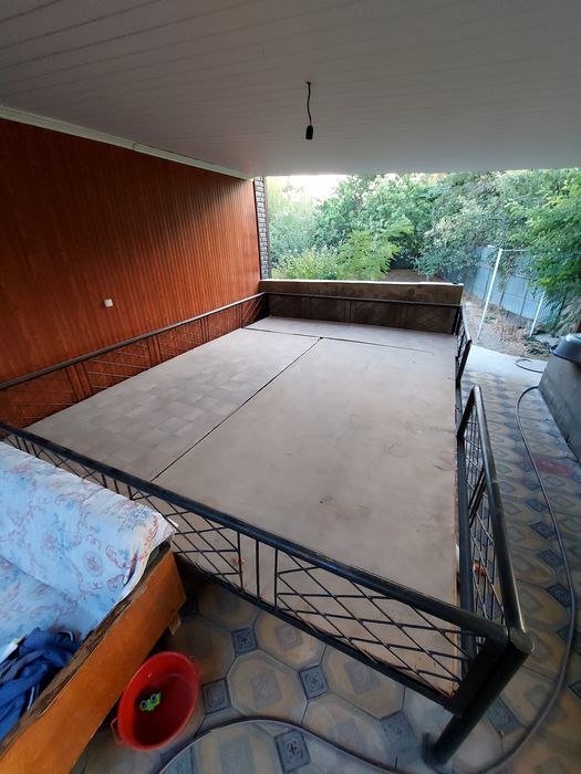 Тапчан :кереует.