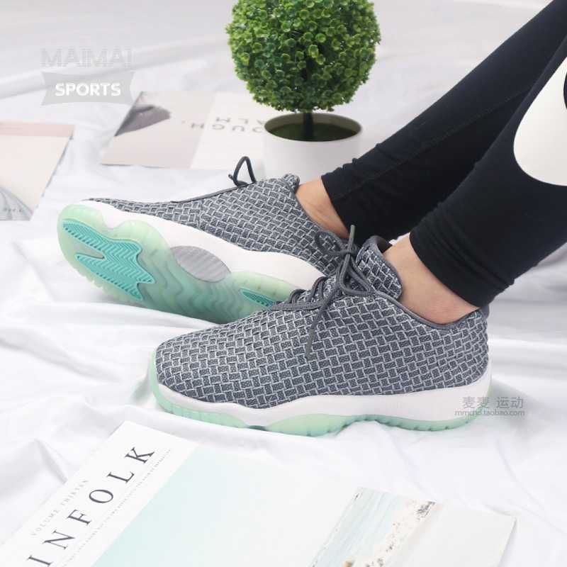 ОРИГИНАЛНИ *** Nike Air Jordan Future Low GS 'Wolf Grey'