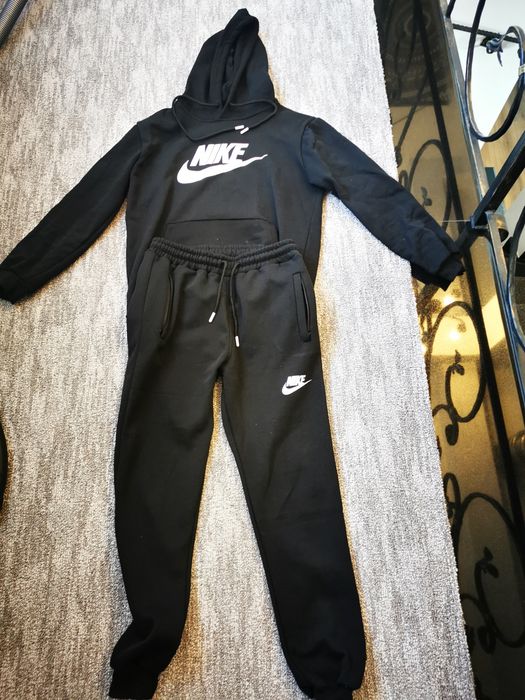 Trening Nike, mărimea S