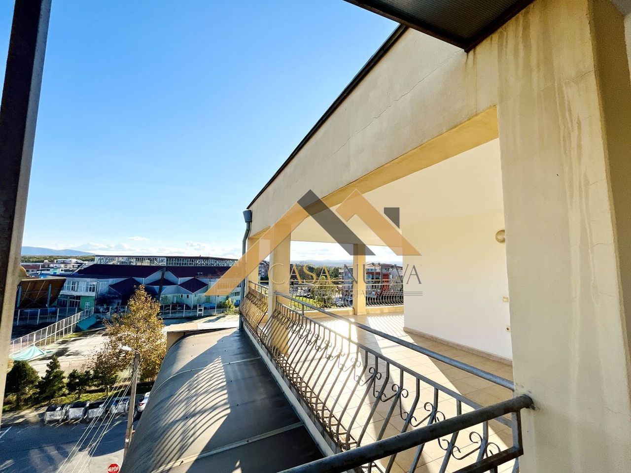 Продава се Къща в Приморско - 764 кв.м за 720 €/кв.м - Снимка #7
