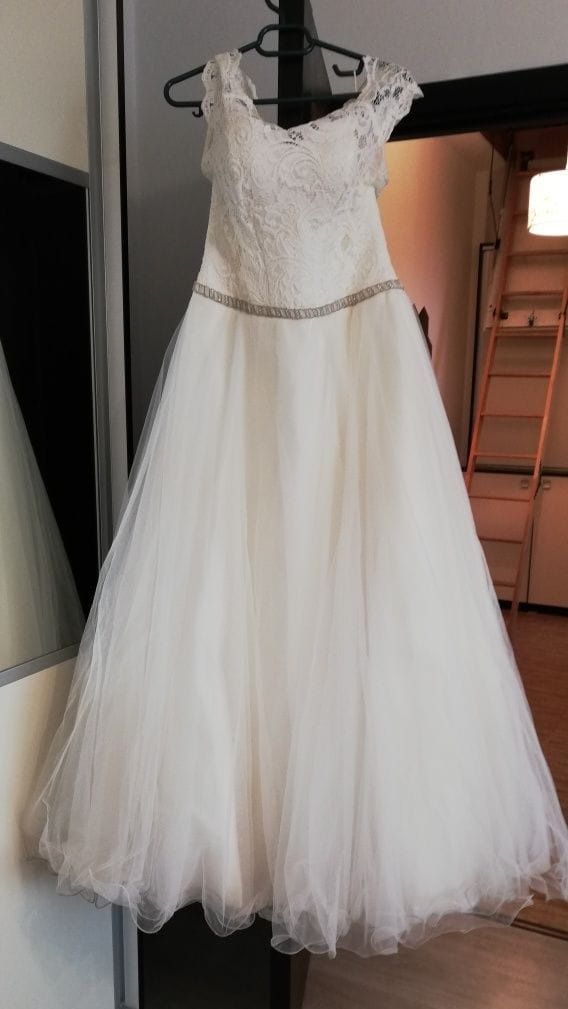 Rochie de mireasa marimea 36, impecabila