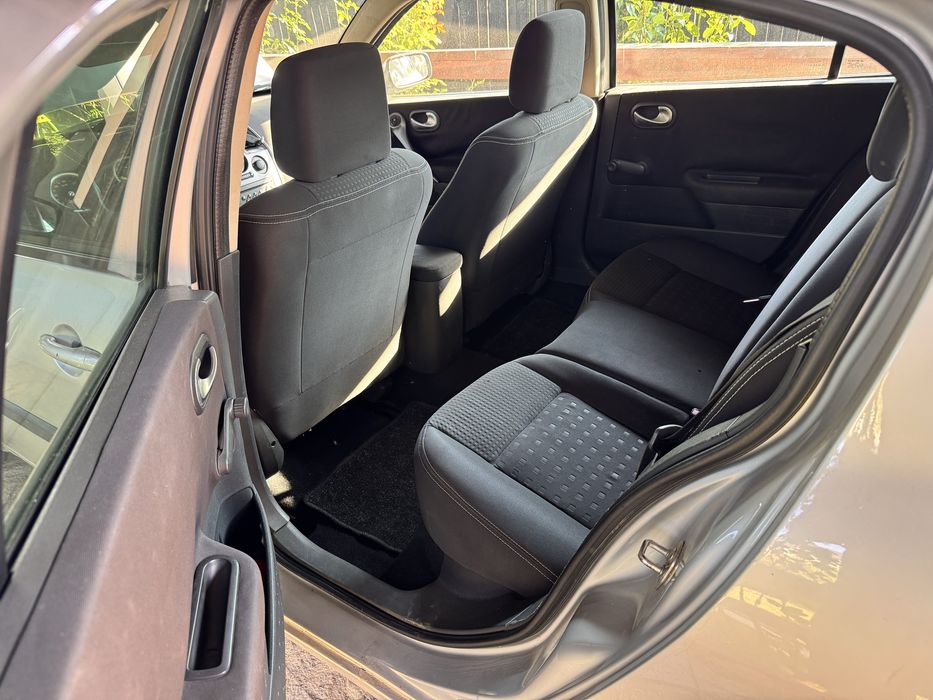 Renault Megane 2 1.4 16v
