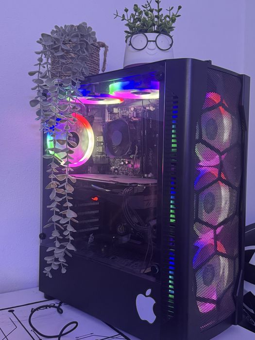 Vand pc gaming complet ( NEGOCIABIL)